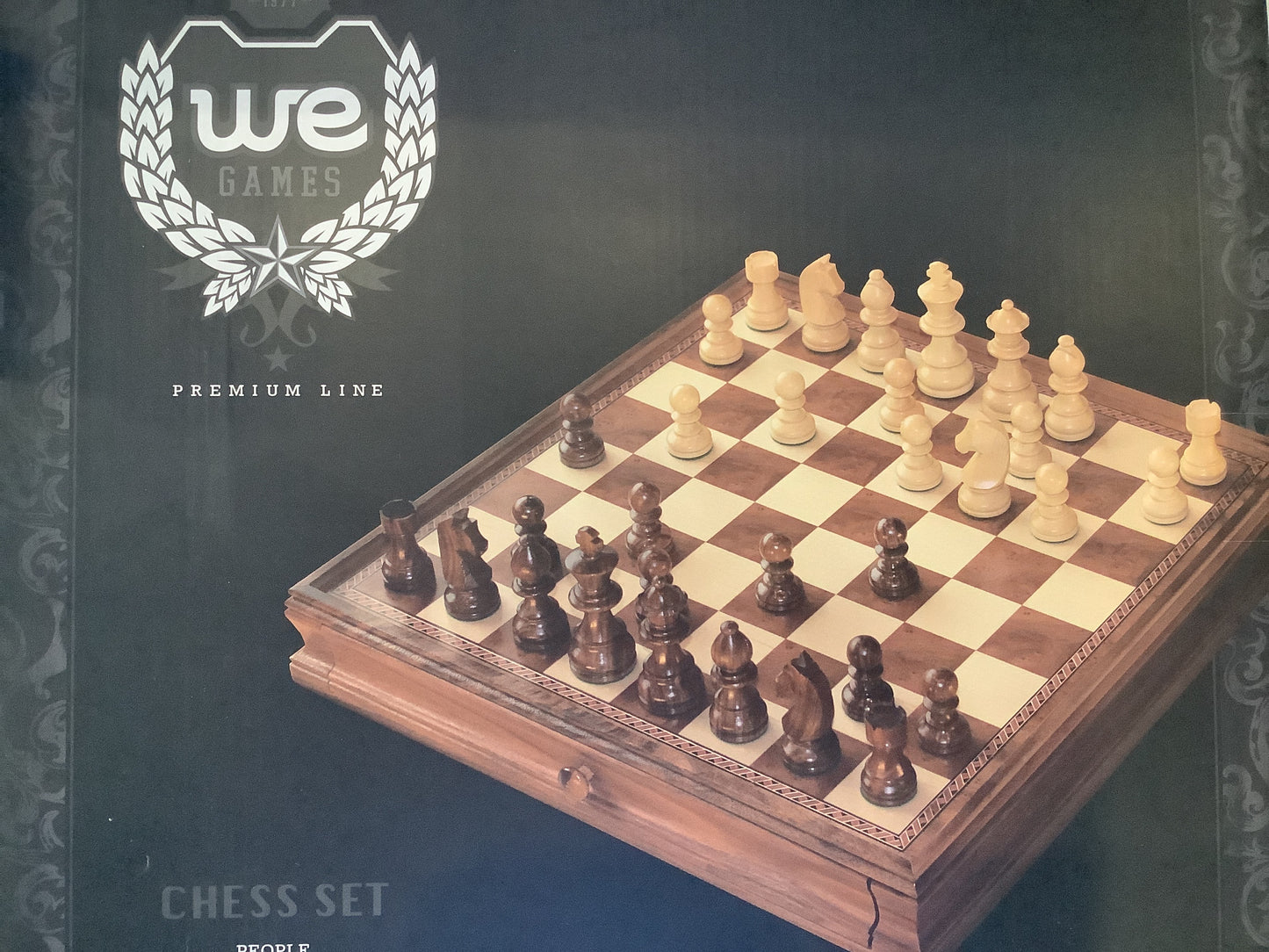 French Staunton Wood Chess & Checkers Set (We Games)
