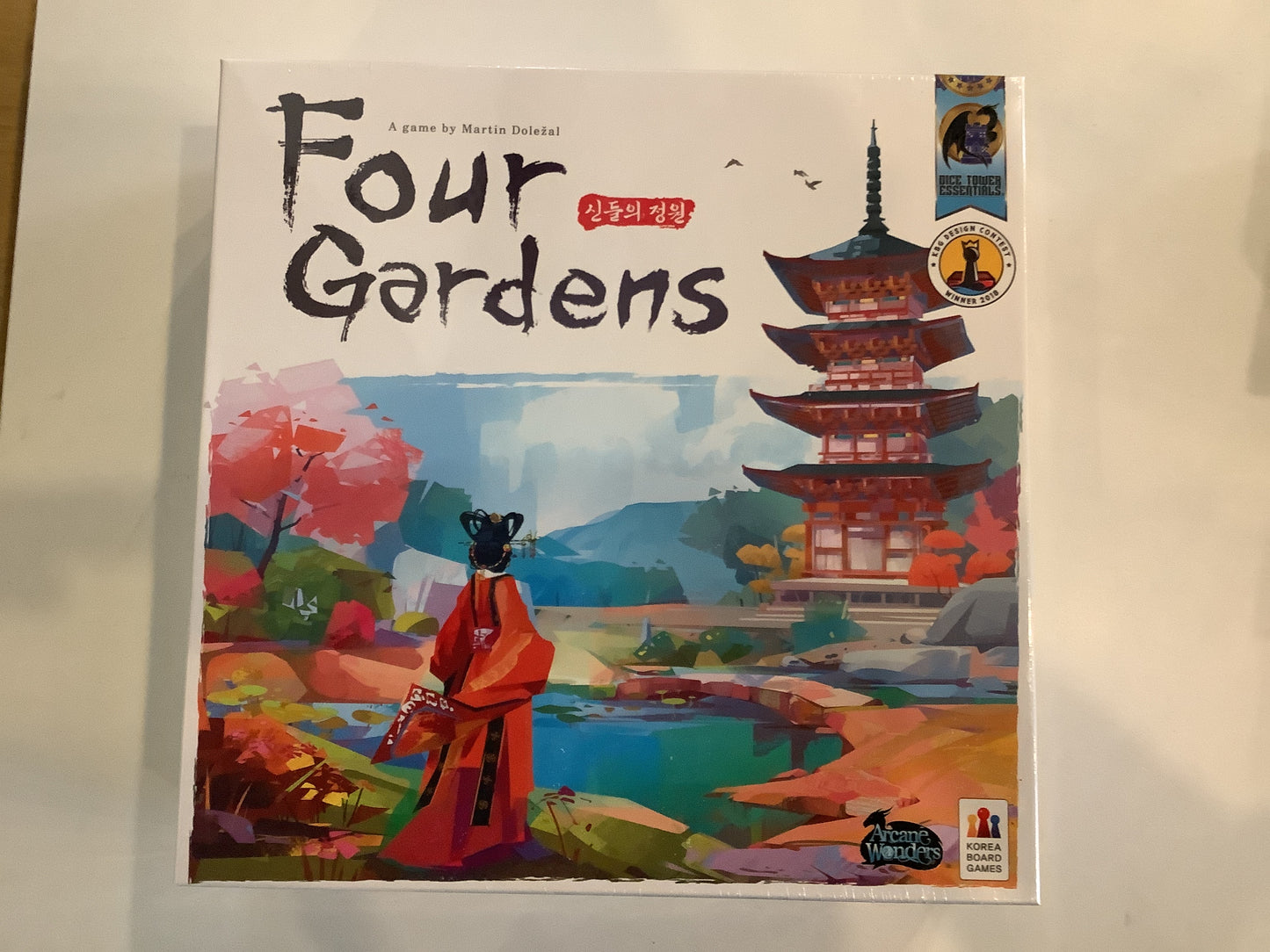 DEMO-Four Gardens